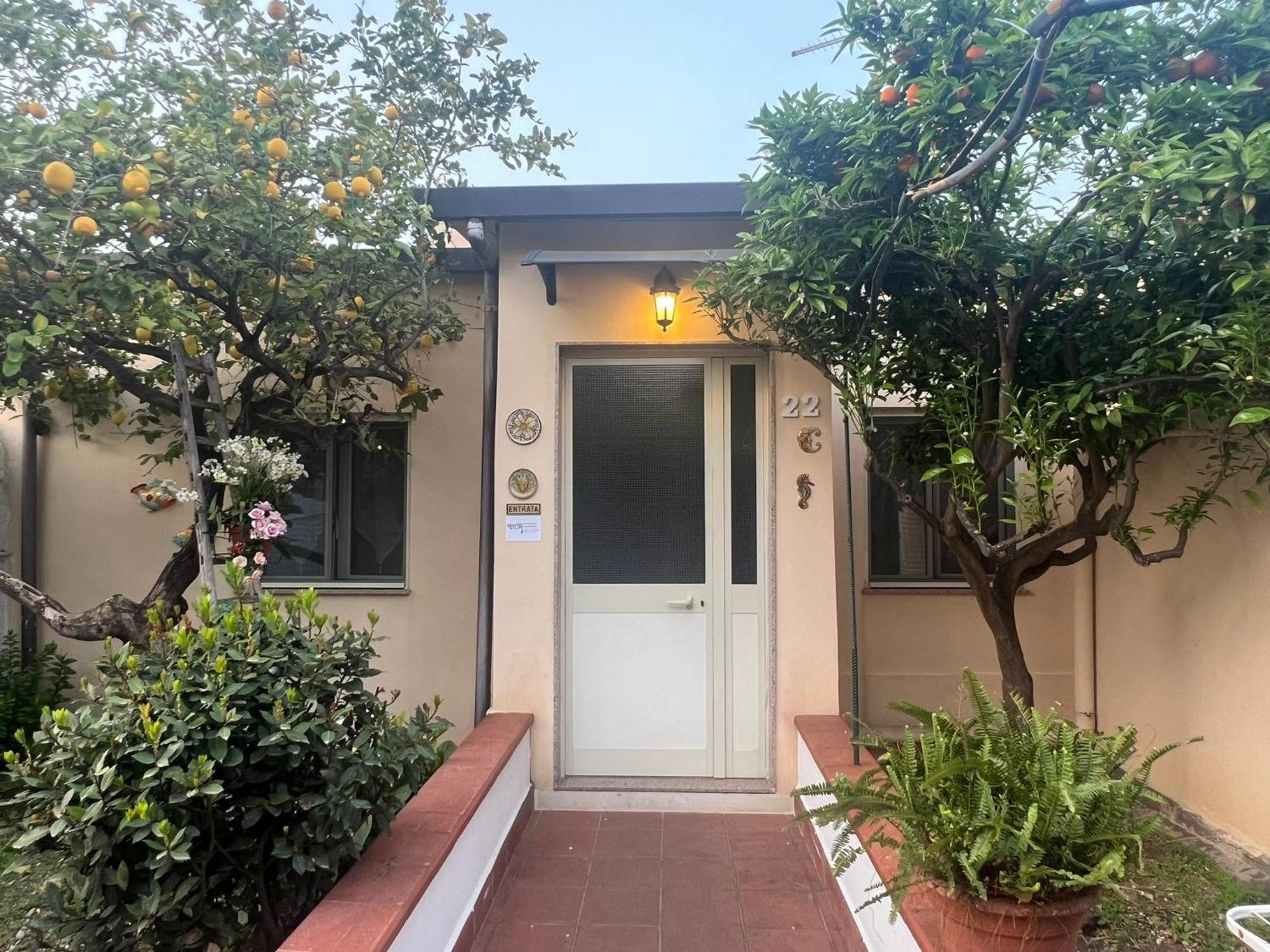Apartamento Nel Giardino Di Nunziatina Syracuse Exterior foto